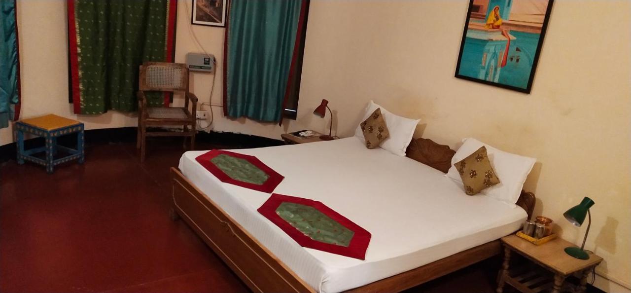 Granny'S Inn Varanasi Oda fotoğraf